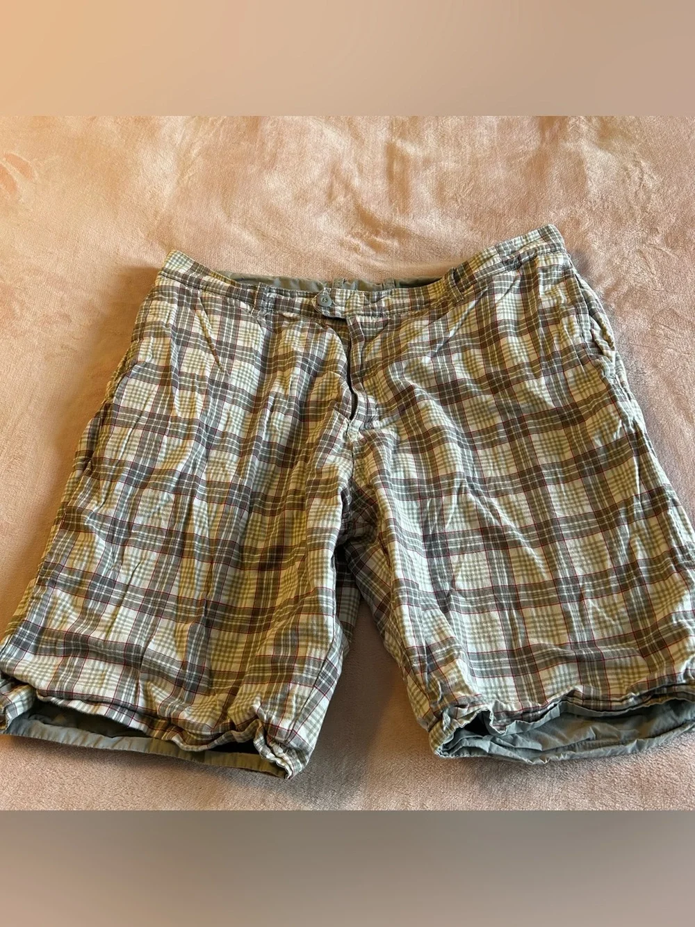 Old Navy reversible tan or plaid shorts size 38 cotton summer casual